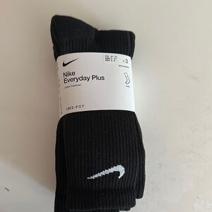 Nike Black Athletic Crew Socks with Ribbed Texture